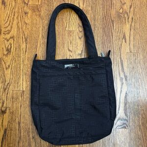 Jujube Be Light Tote